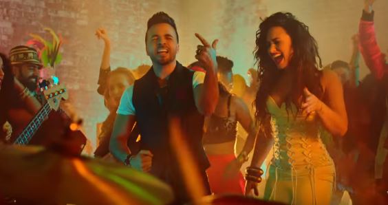 Luis Fonsi, Demi Lovato - Échame La Culpa lyrics