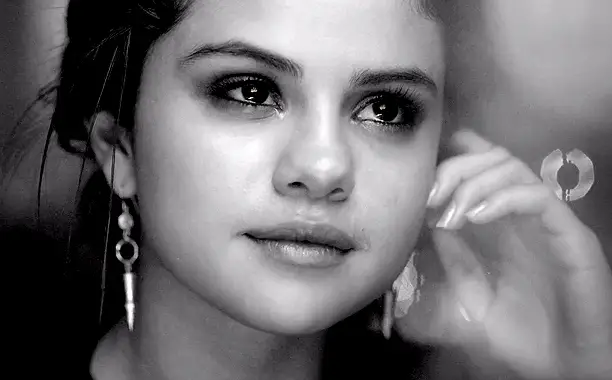 Selena Gomez – The Heart Wants What It Wants lyrics