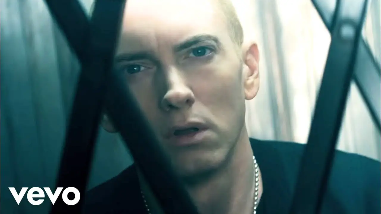The Monster - Eminem and Rihanna Lyrics